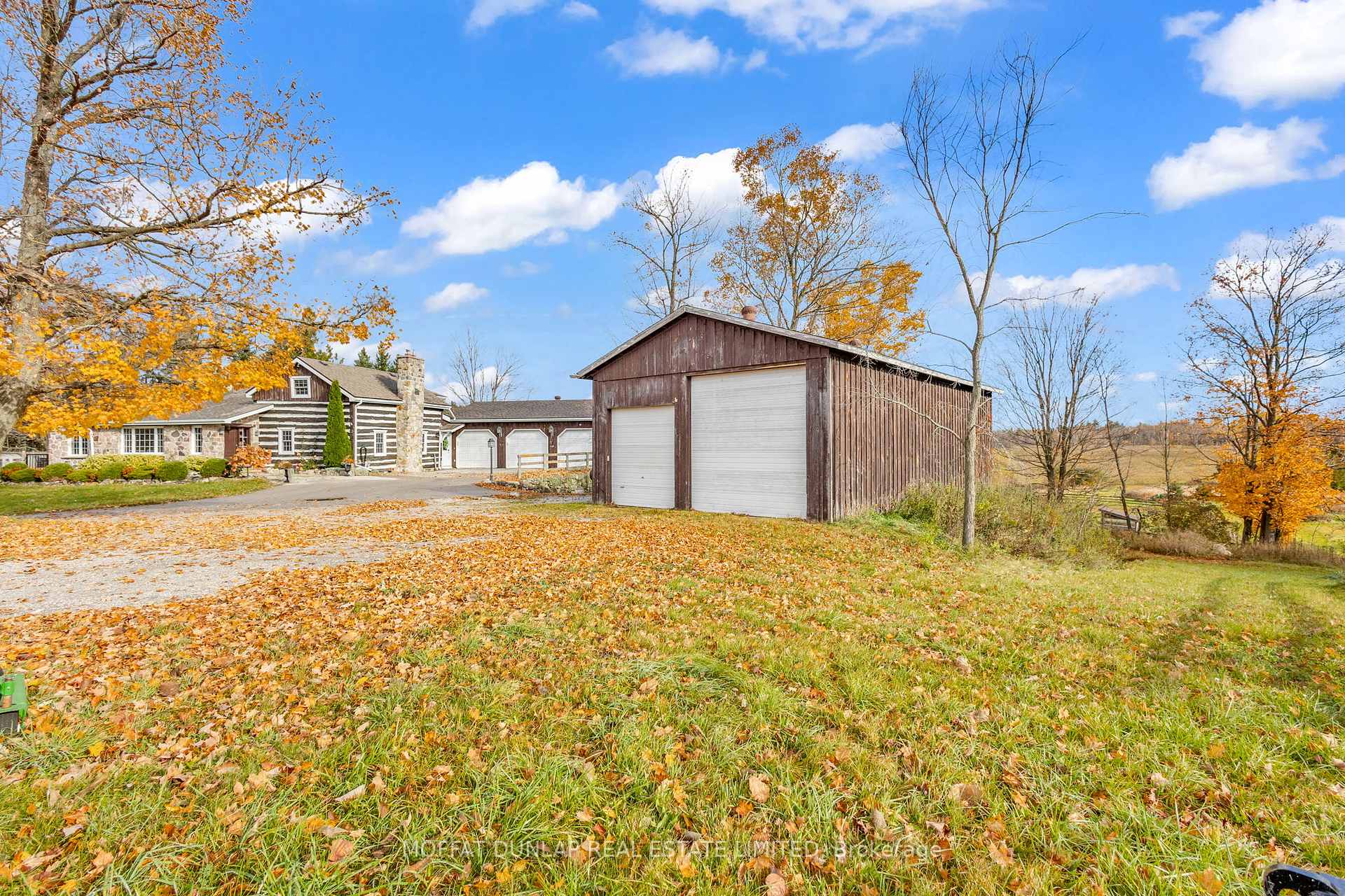 Photo 2 of 11559 6th Line Nassagaweya, Milton, Rural Nassagaweya — HOMEH