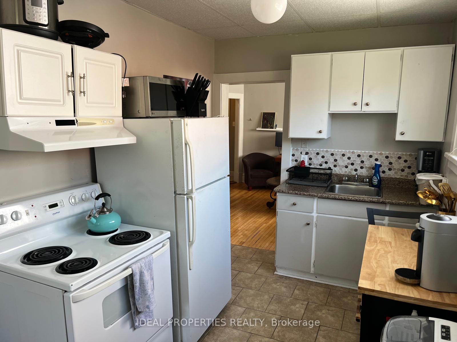 Photo 2 of Unit 3, 277 Bronson Avenue, Ottawa, Ottawa Centre — HOMEH