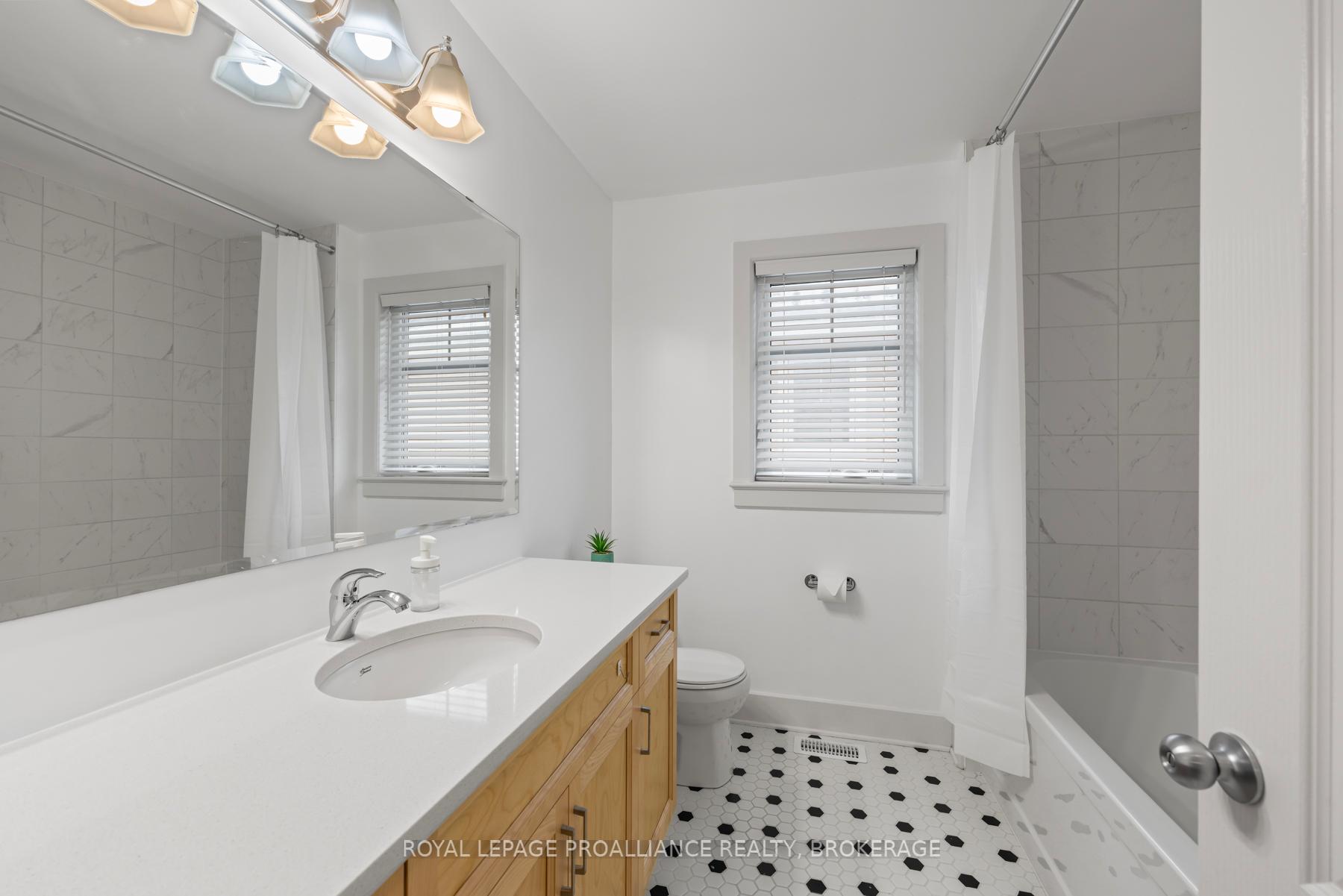 Photo 37 of 1114 Barrow Avenue, Kingston, East Gardiners Rd — HOMEH