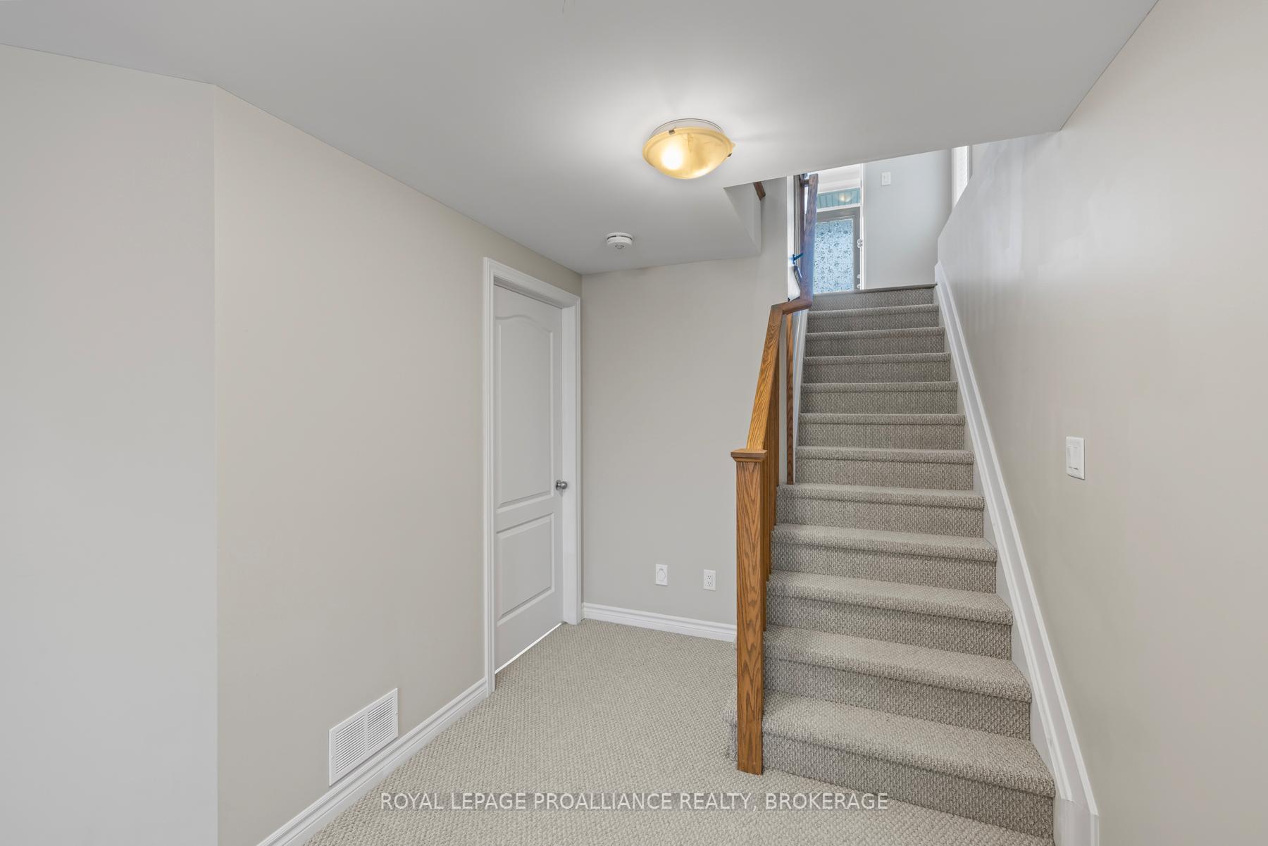 Photo 10 of 1114 Barrow Avenue, Kingston, East Gardiners Rd — HOMEH