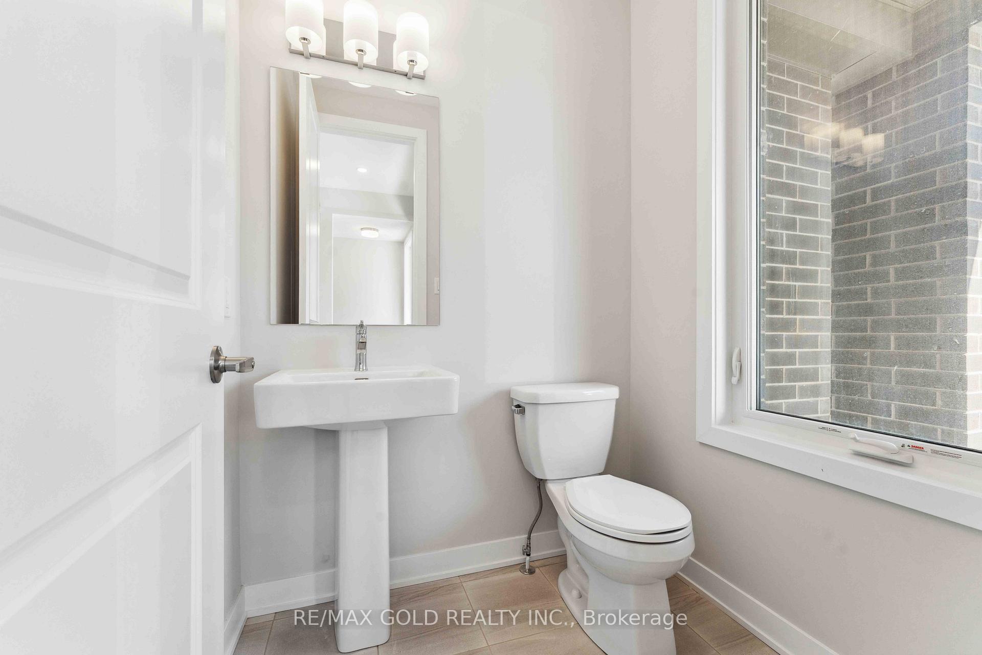 Photo 6 of 356 Peninsula Road, Ottawa, Barrhaven - Heritage Park — HOMEH