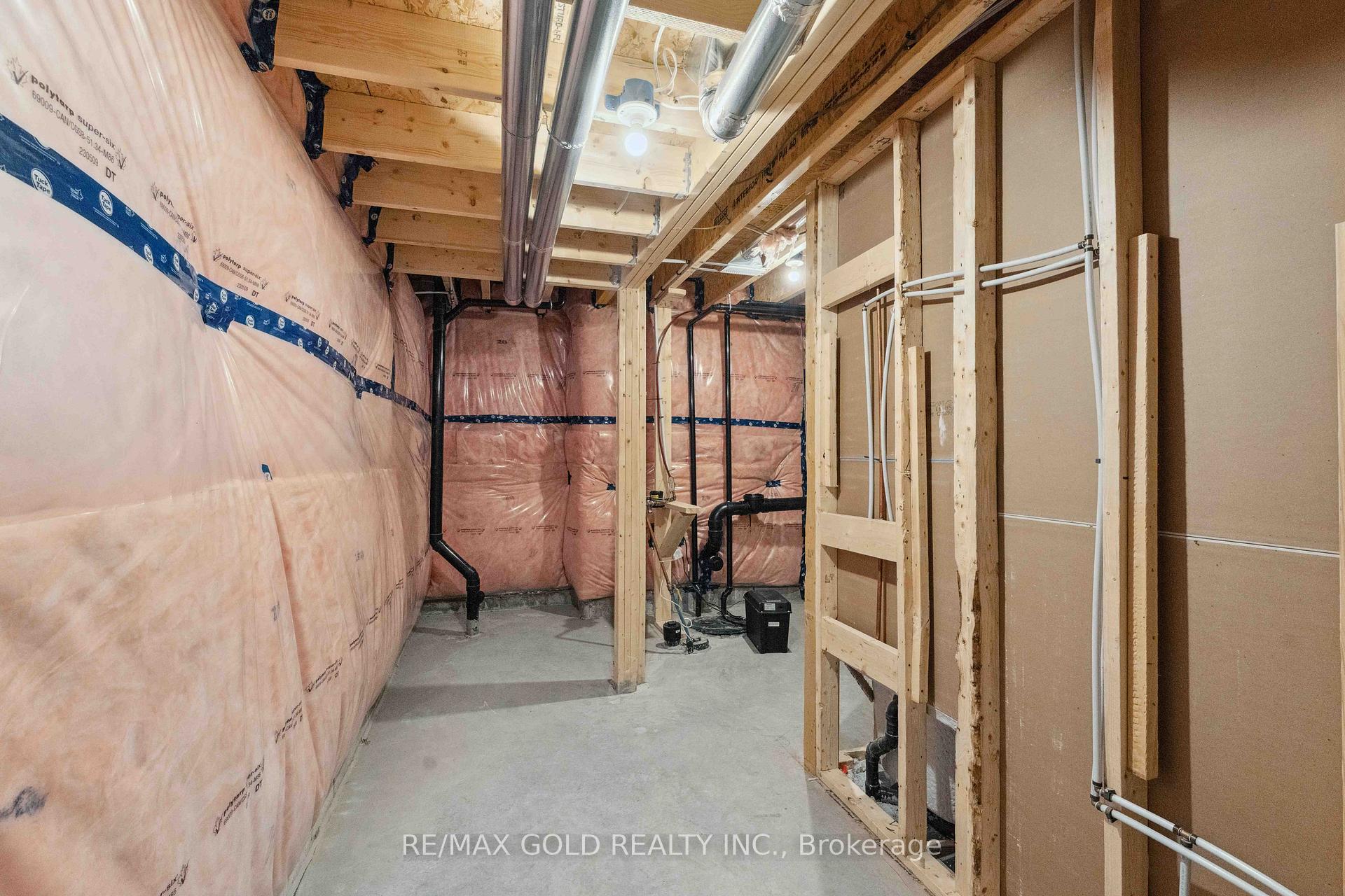 Photo 18 of 356 Peninsula Road, Ottawa, Barrhaven - Heritage Park — HOMEH