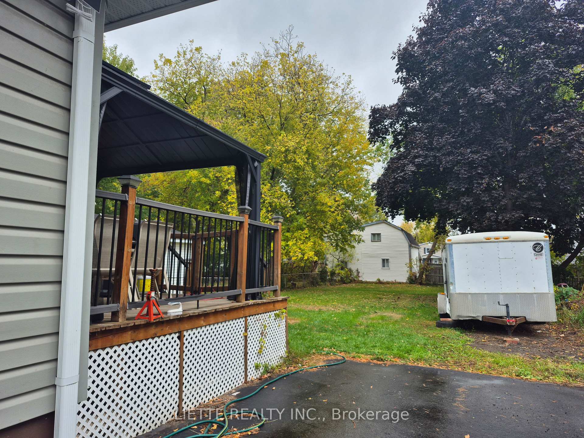 Photo 8 of 823 Bedford Street N, Cornwall — HOMEH