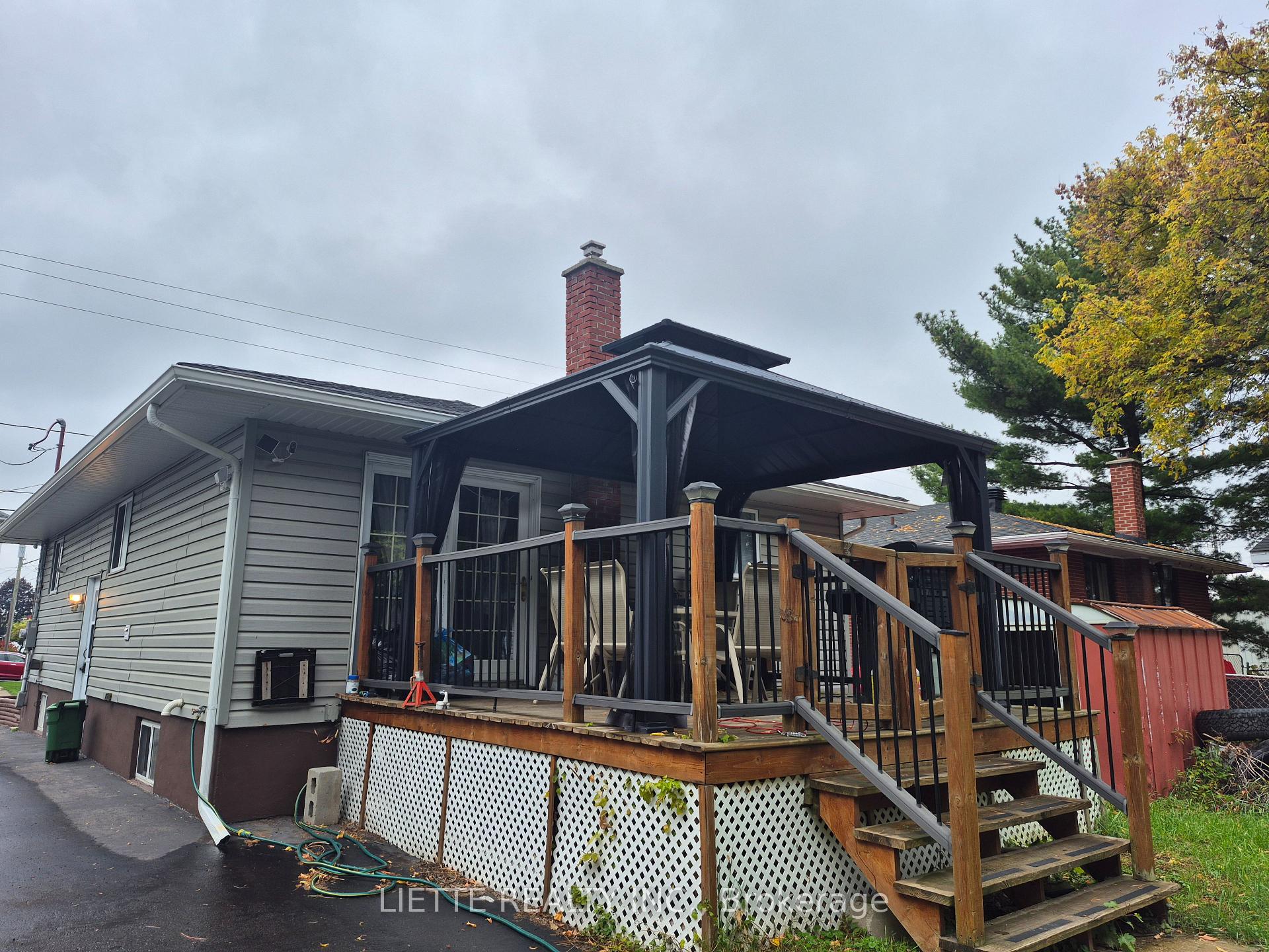 Photo 10 of 823 Bedford Street N, Cornwall — HOMEH