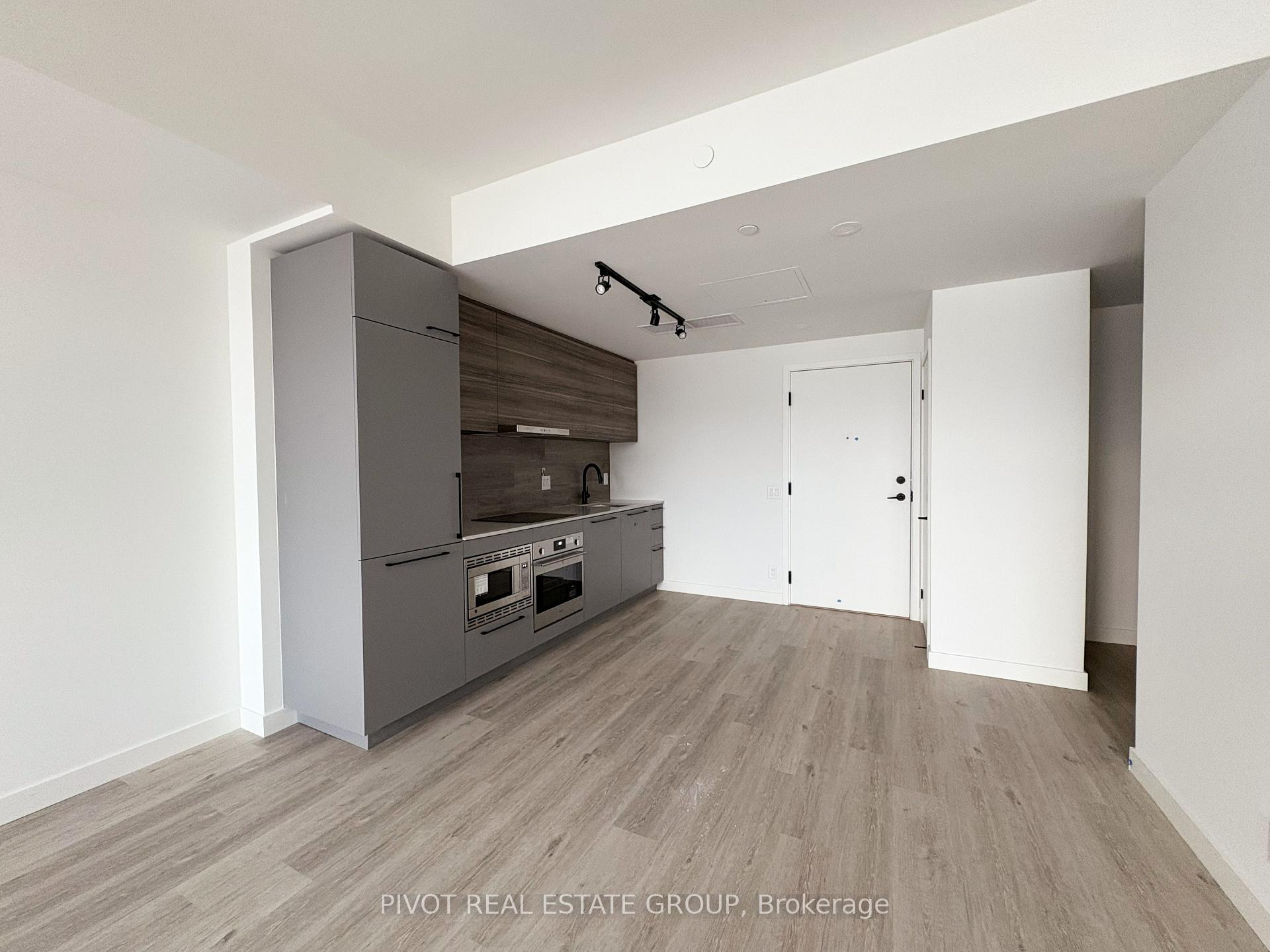 Photo 7 of Unit 1404, 1050 Eastern Avenue, Toronto, The Beaches — HOMEH