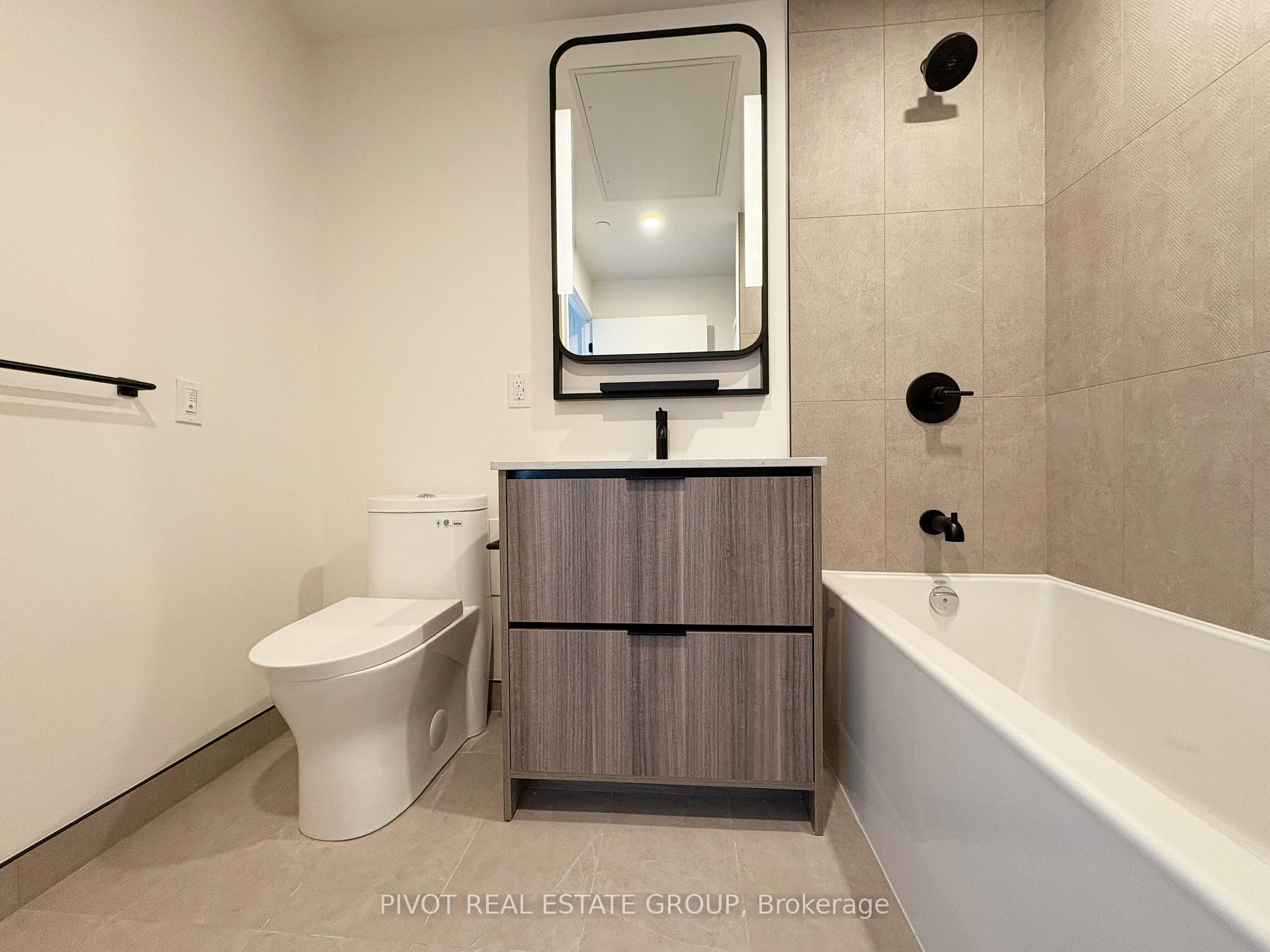 Photo 9 of Unit 1404, 1050 Eastern Avenue, Toronto, The Beaches — HOMEH