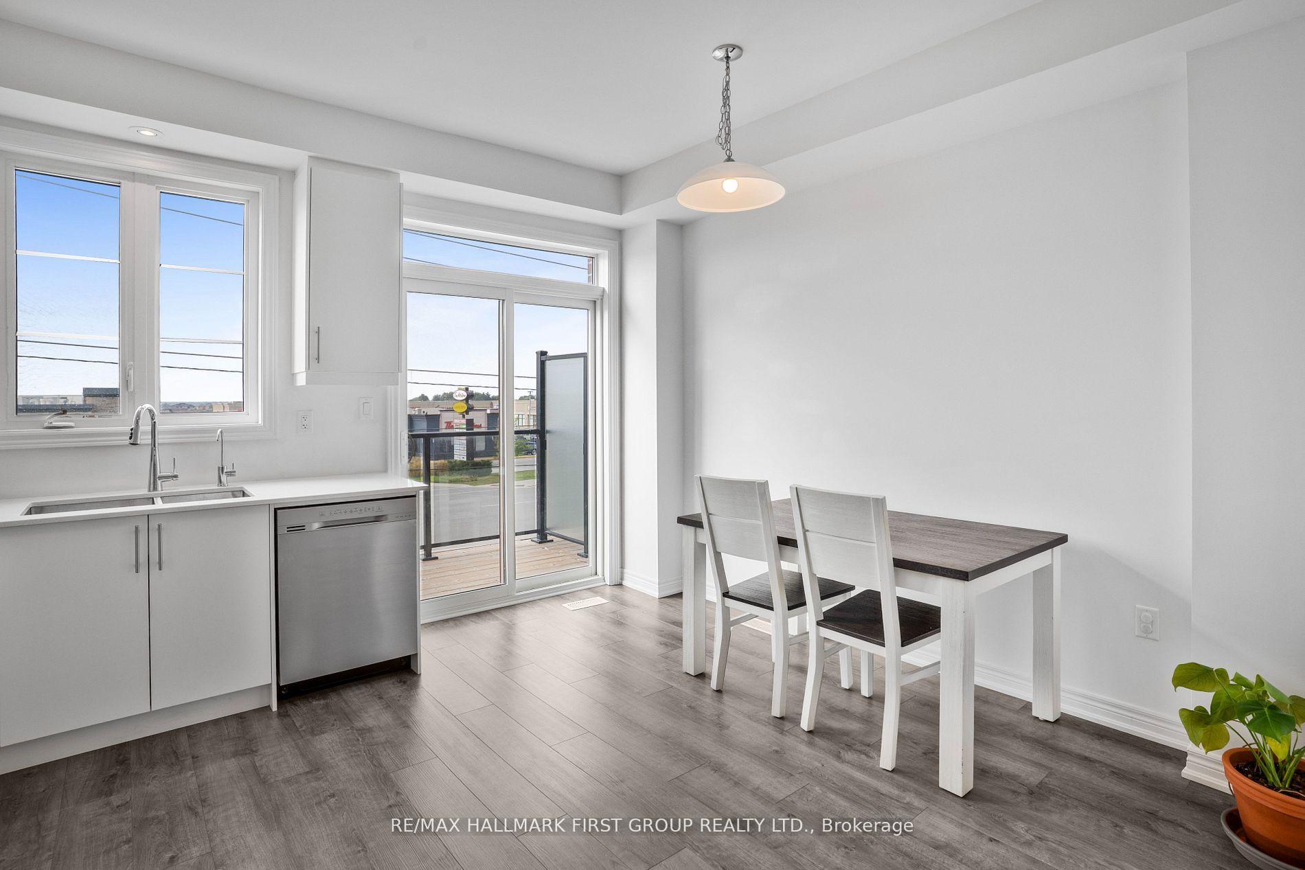 Photo 6 of Unit 28, 120 Court Drive, Brant, Paris — HOMEH