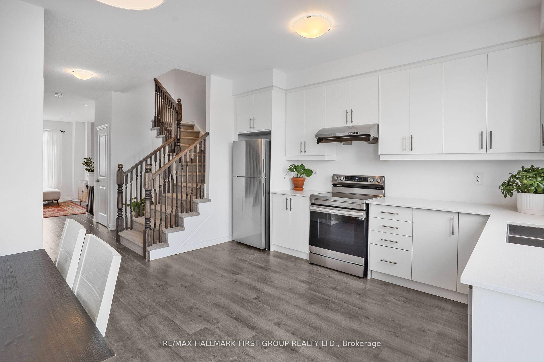 Photo 9 of Unit 28, 120 Court Drive, Brant, Paris — HOMEH