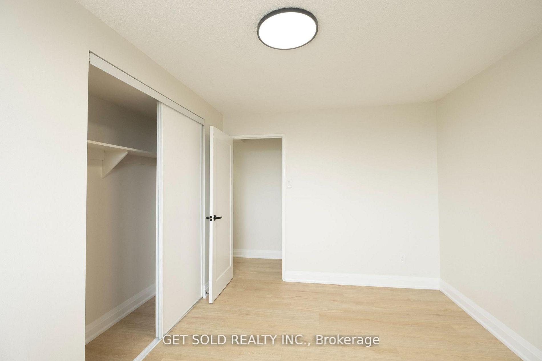 Photo 6 of Unit 405, 120 Dundalk Drive, Scarborough, Dorset Park — HOMEH