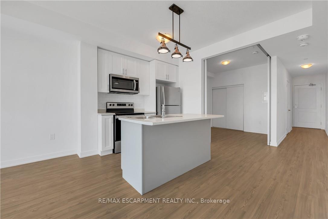Photo 17 of Unit 319, 450 Dundas Street E, Hamilton, Waterdown — HOMEH