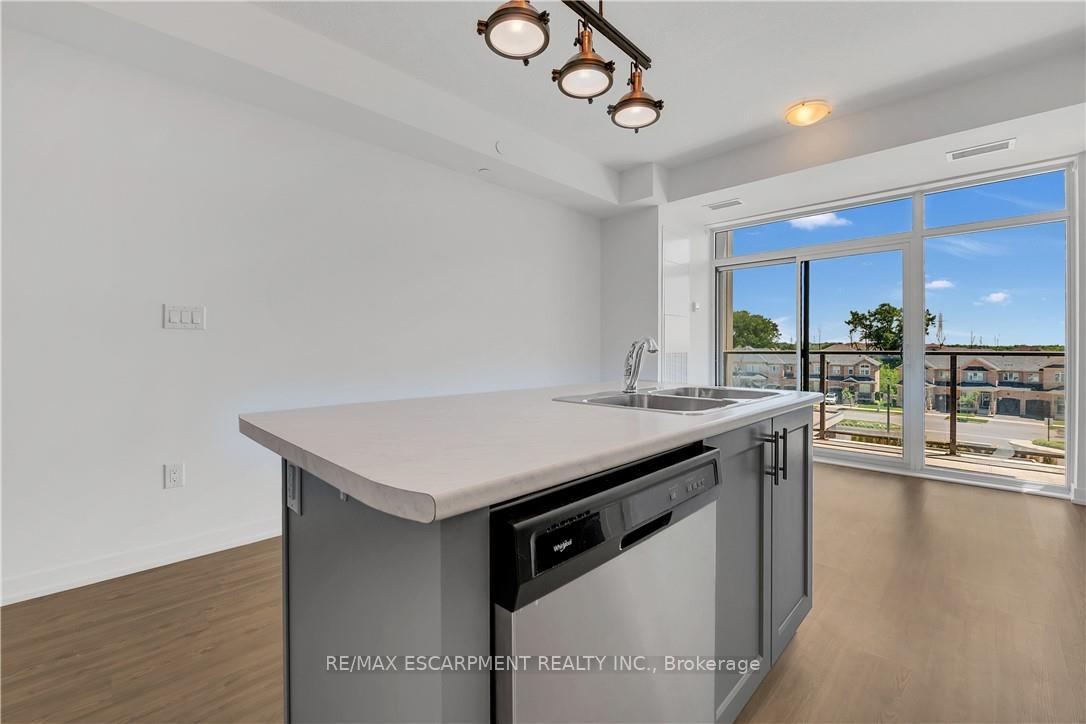 Photo 23 of Unit 319, 450 Dundas Street E, Hamilton, Waterdown — HOMEH