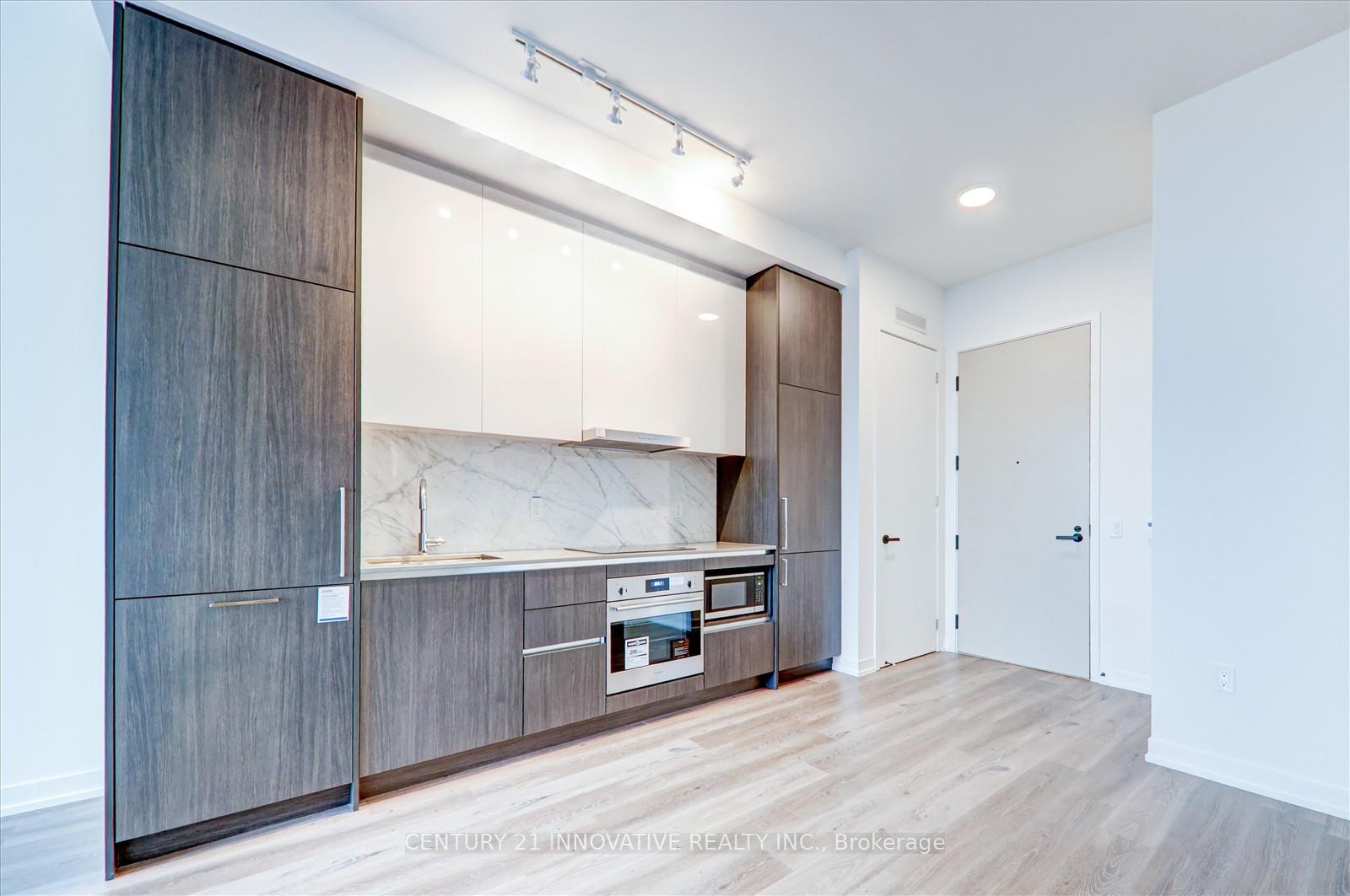 Photo 2 of Unit 611, 225 Commerce Street, Vaughan, Vaughan Corporate Centre — HOMEH