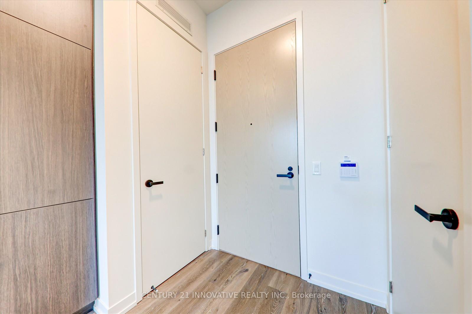 Photo 8 of Unit 611, 225 Commerce Street, Vaughan, Vaughan Corporate Centre — HOMEH