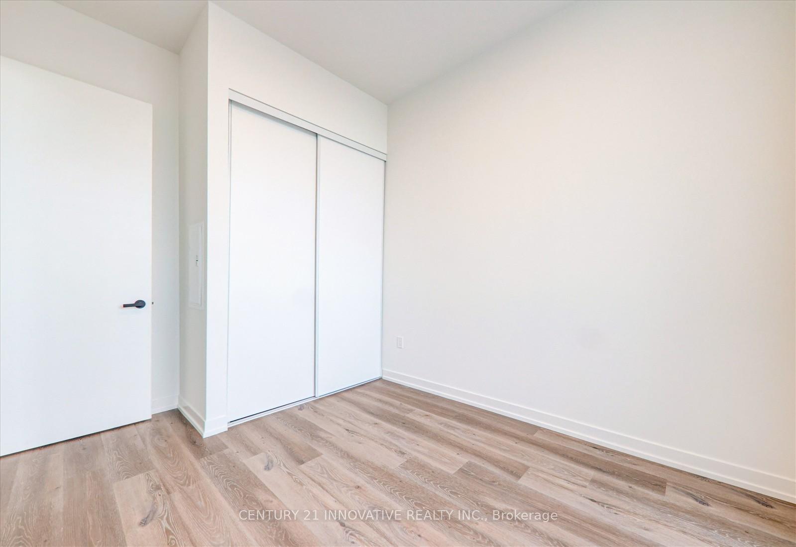 Photo 3 of Unit 611, 225 Commerce Street, Vaughan, Vaughan Corporate Centre — HOMEH