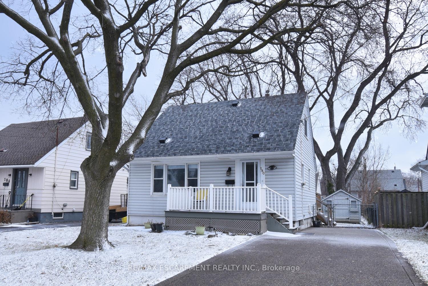 Photo 1 of 180 Adair Avenue N, Hamilton, McQuesten — HOMEH