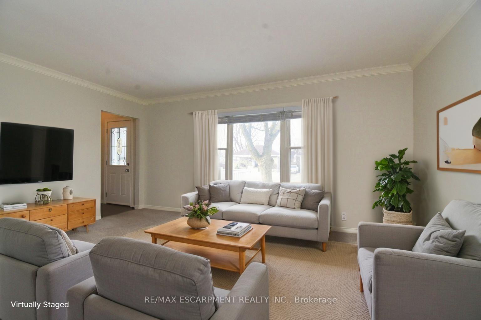Photo 16 of 180 Adair Avenue N, Hamilton, McQuesten — HOMEH