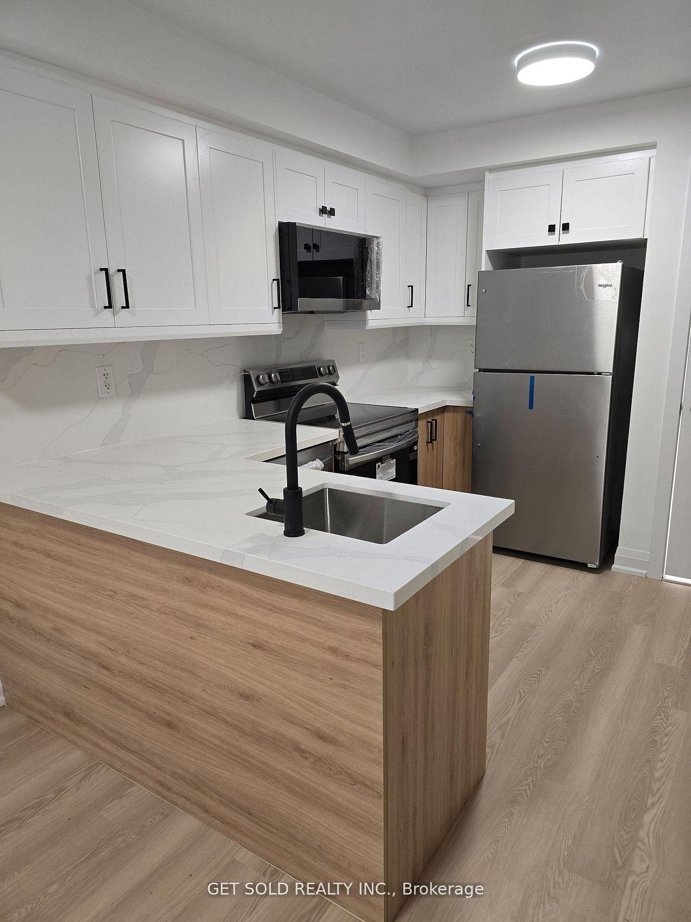 Photo 3 of Unit 421, 8 Drummond Street, Etobicoke, Mimico — HOMEH