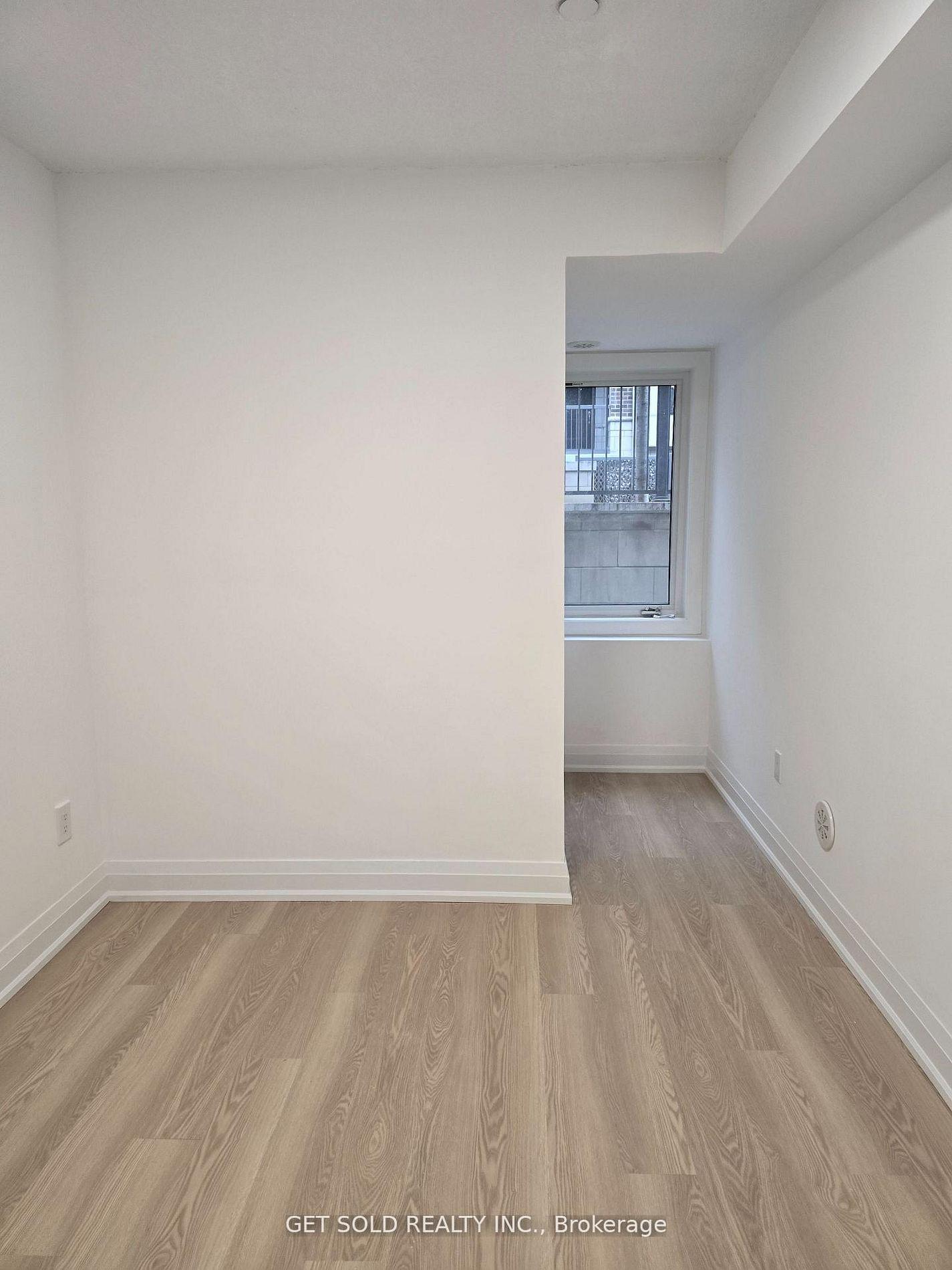 Photo 10 of Unit 421, 8 Drummond Street, Etobicoke, Mimico — HOMEH