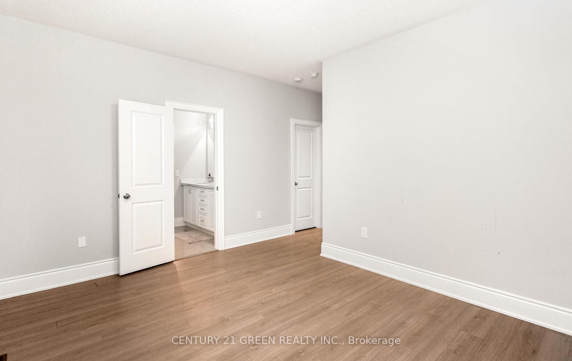 Photo 24 of Unit Main & 2nd, 171 Belmore Court, Milton, Ford — HOMEH
