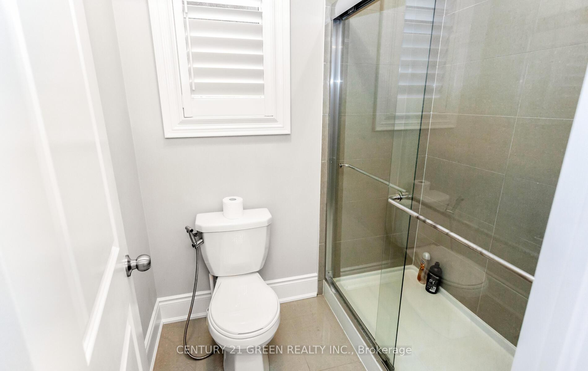 Photo 21 of Unit Main & 2nd, 171 Belmore Court, Milton, Ford — HOMEH