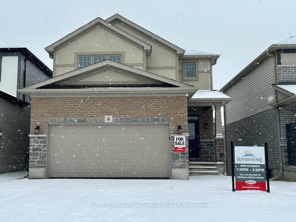 Front of 6 Peace River Street