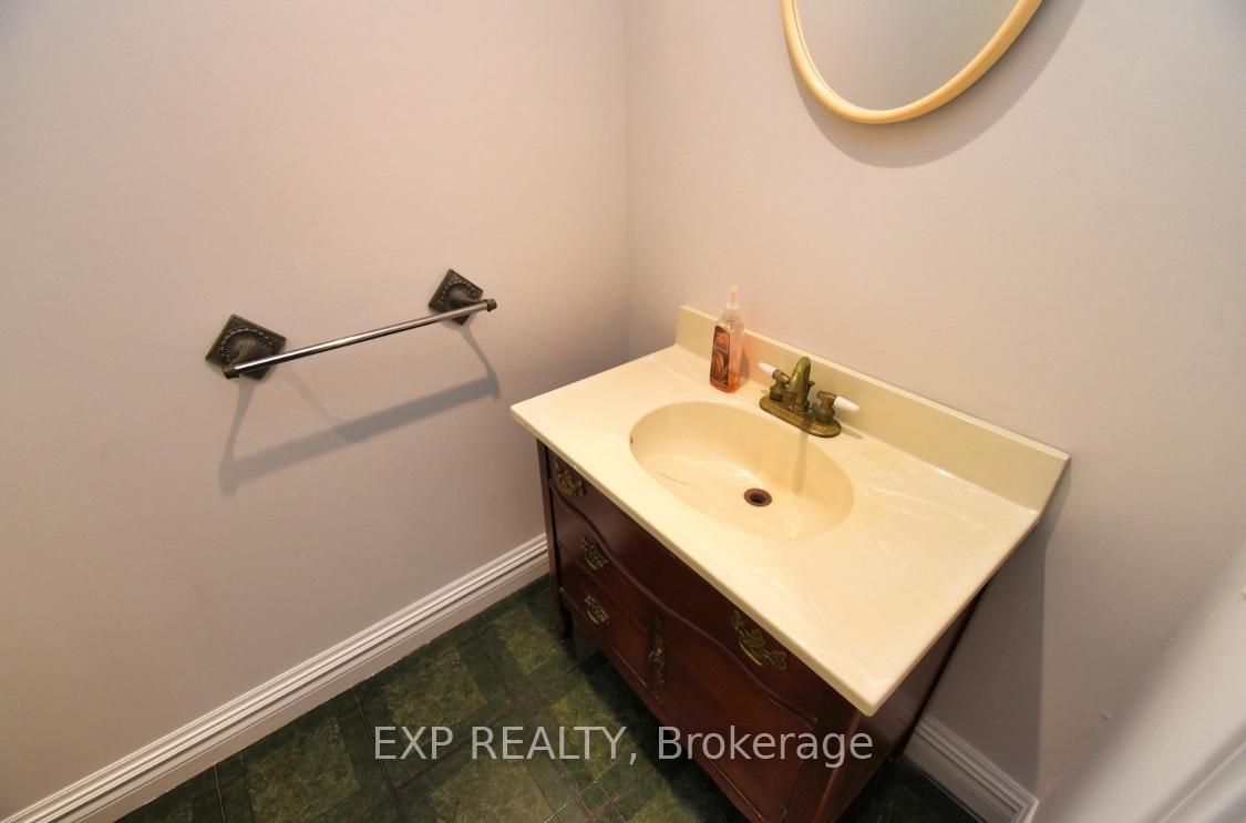 Photo 16 of 80 Maclennan Avenue, Hamilton, Burkholme — HOMEH