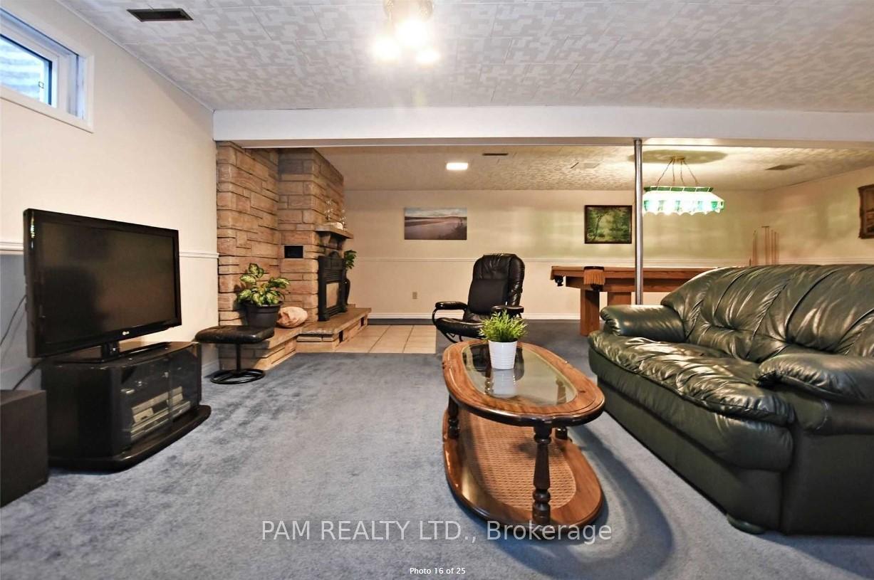 Photo 14 of 13 Bigwin Drive, Aurora, Aurora Heights — HOMEH