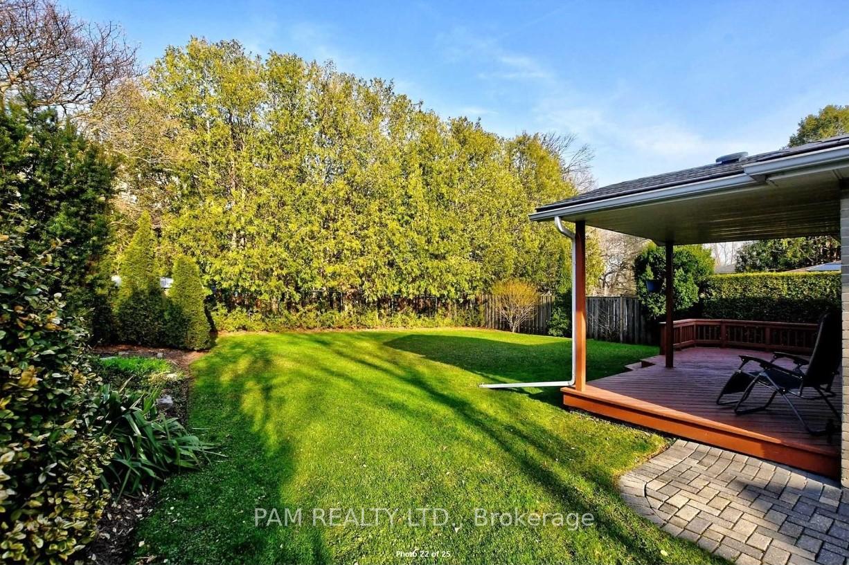 Photo 20 of 13 Bigwin Drive, Aurora, Aurora Heights — HOMEH