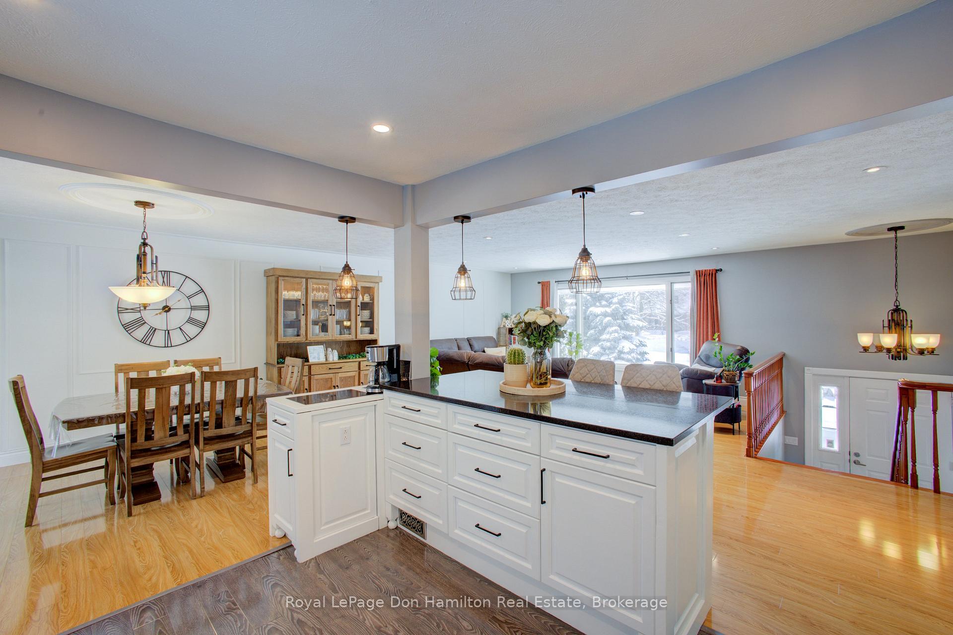 Photo 3 of 675 Prospect Street, Minto — HOMEH