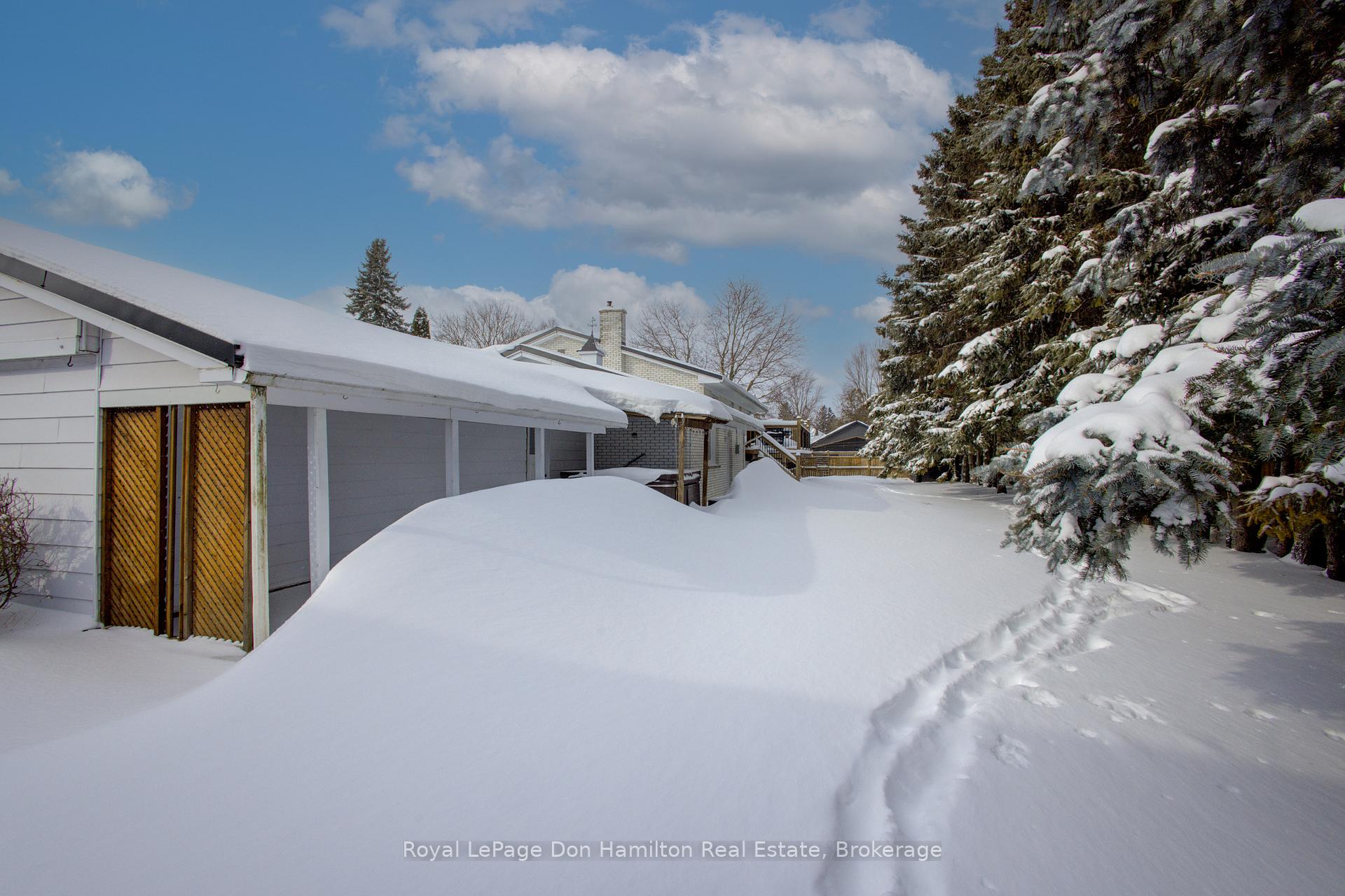 Photo 32 of 675 Prospect Street, Minto — HOMEH