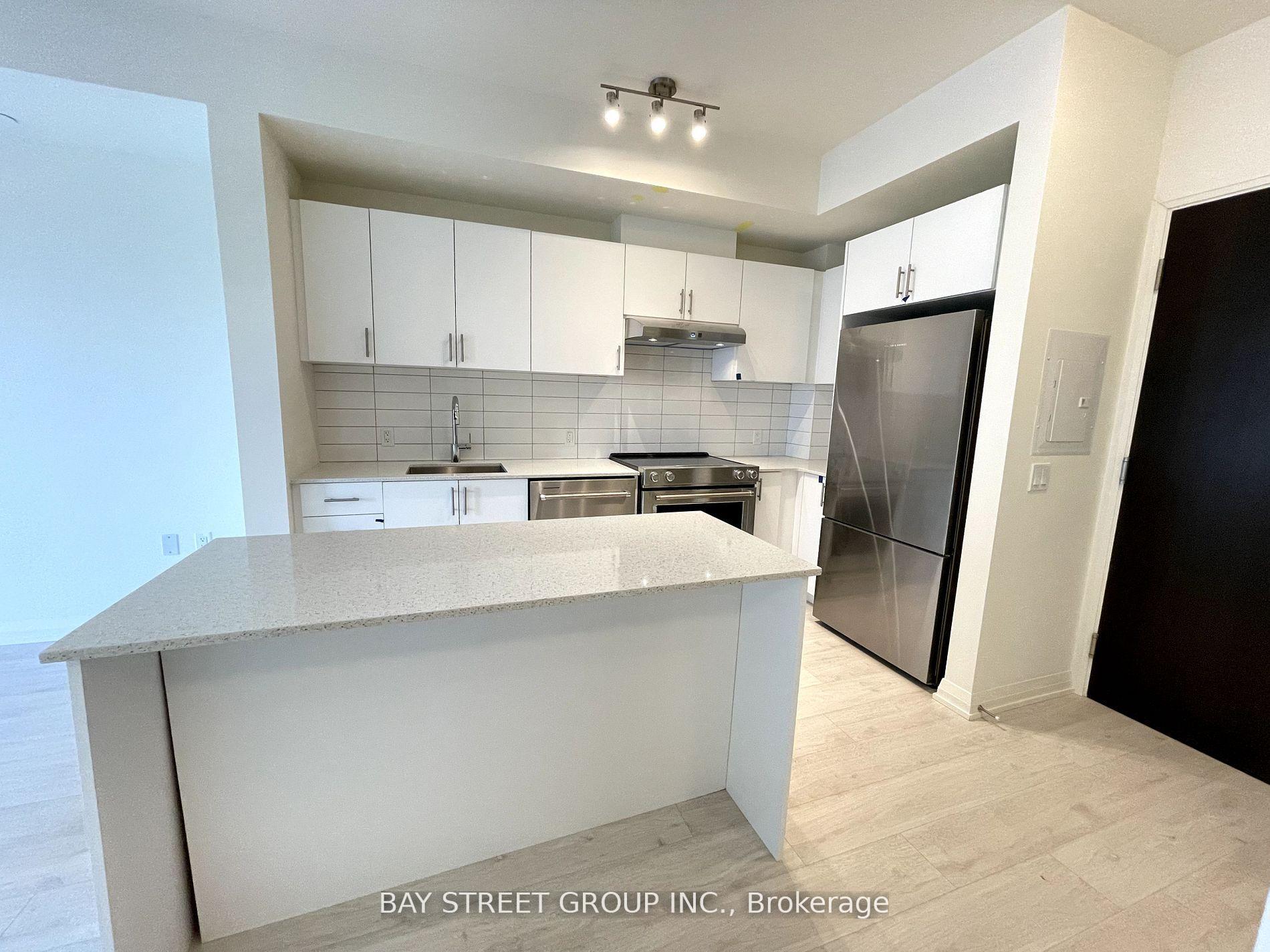 Photo 5 of Unit 304, 9000 Jane Street, Vaughan, Concord — HOMEH