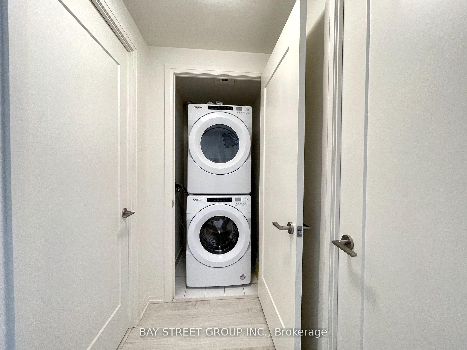 Photo 8 of Unit 304, 9000 Jane Street, Vaughan, Concord — HOMEH