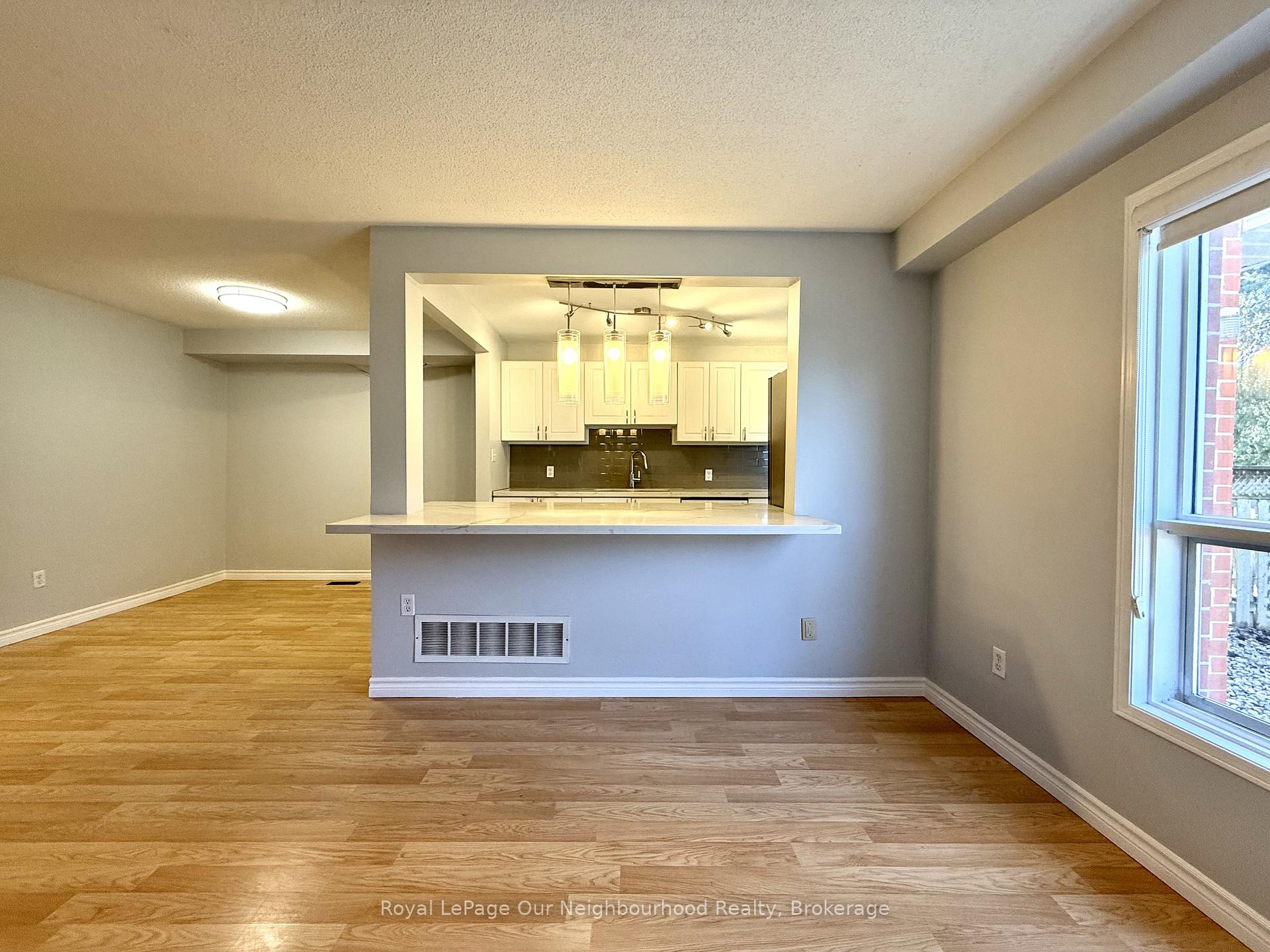 Photo 10 of 170 Dorothy Street, St. Catharines, Lakeport — HOMEH