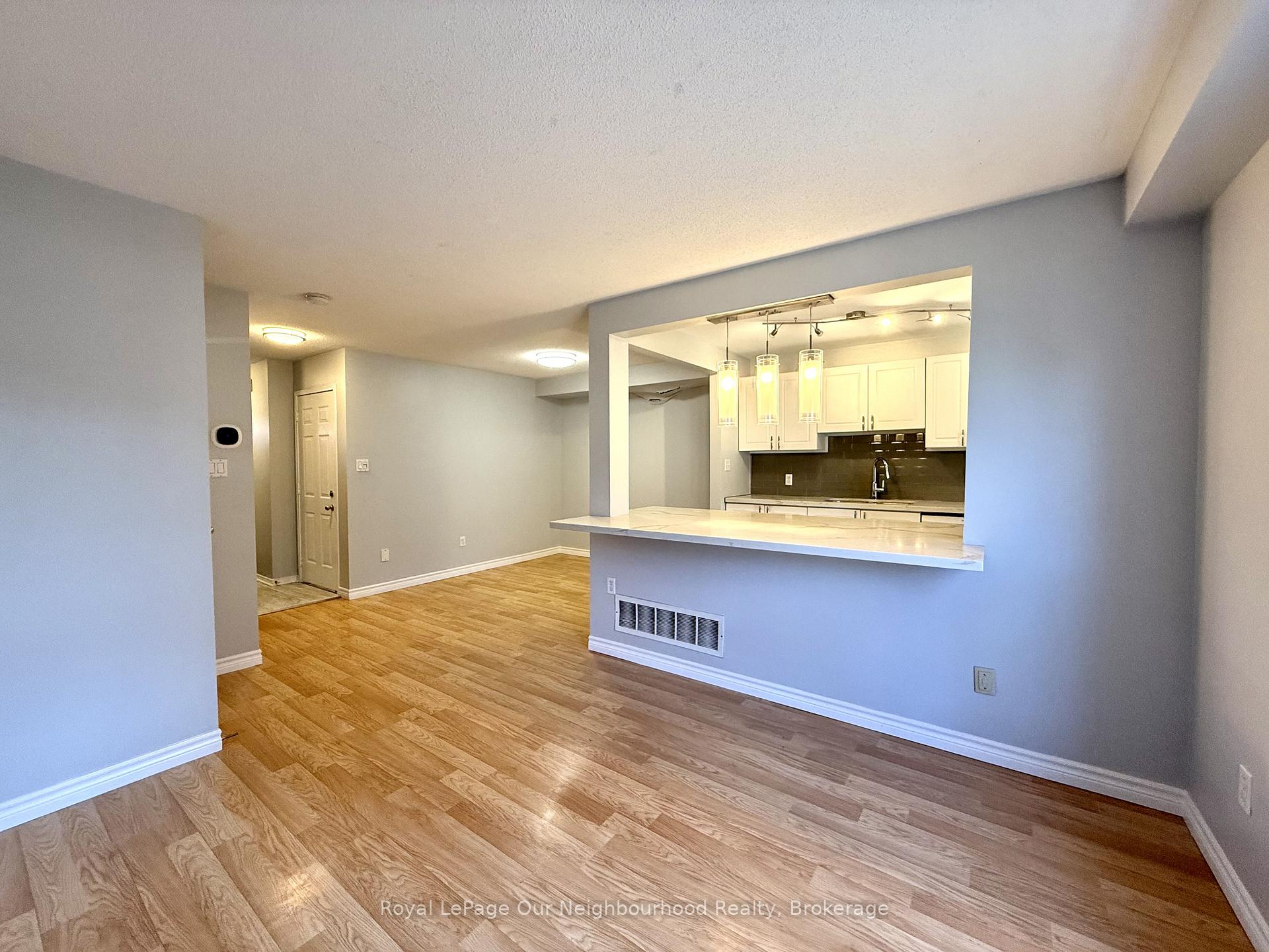 Photo 7 of 170 Dorothy Street, St. Catharines, Lakeport — HOMEH