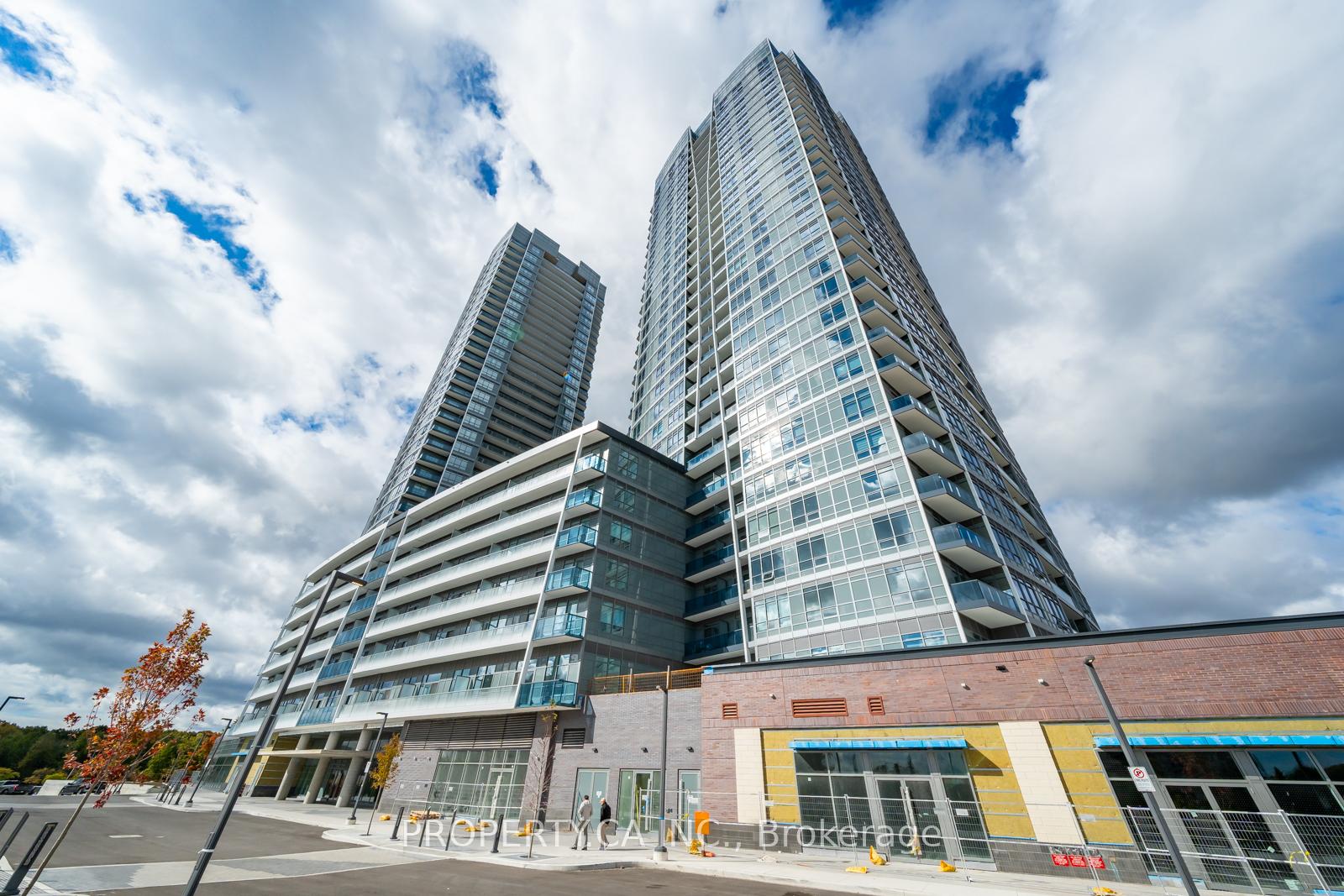 Photo 10 of Unit 512, 30 Upper Mall Way, Vaughan, Brownridge — HOMEH