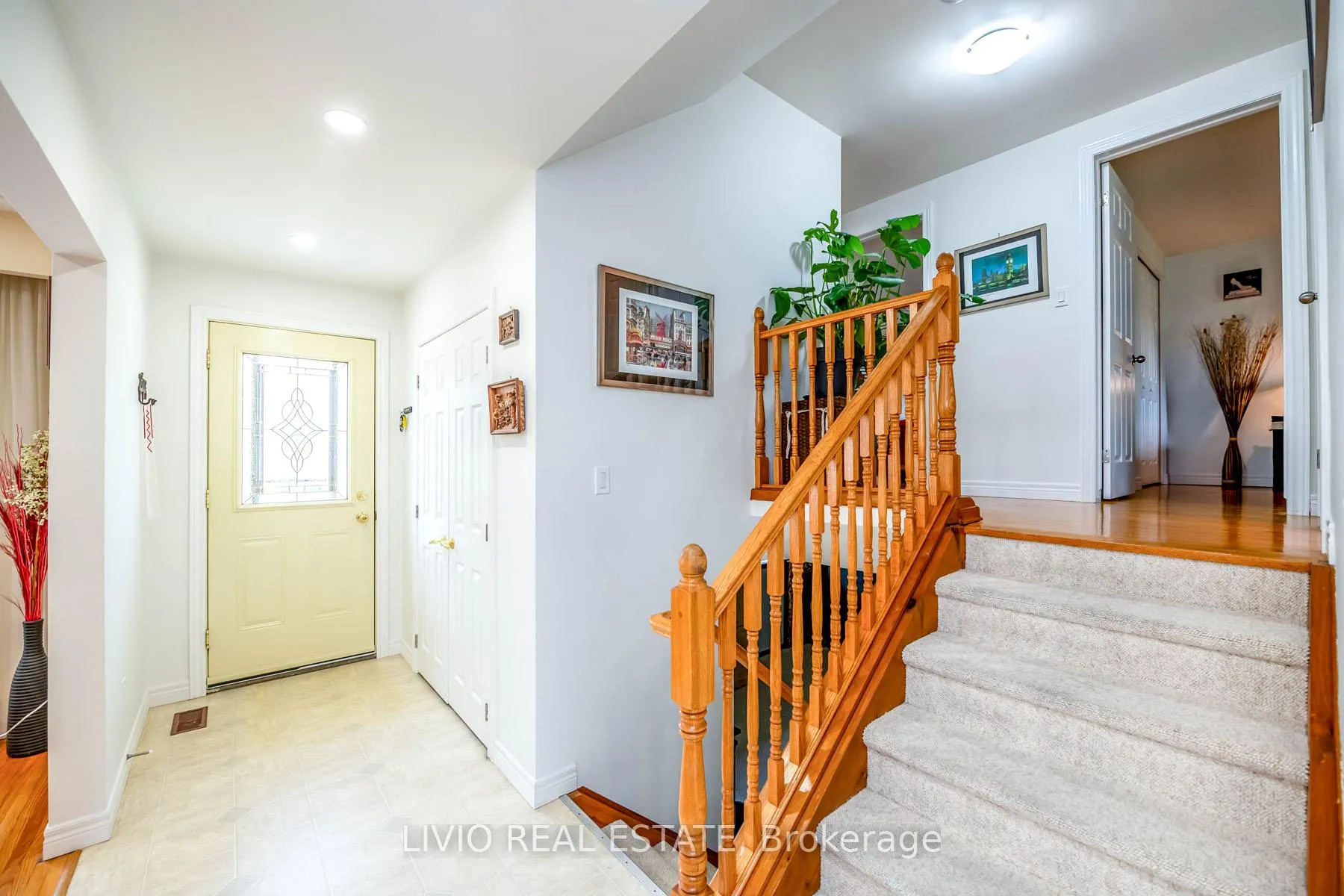Photo 10 of 122 Forest Hill Road, Grimsby, Grimsby West — HOMEH