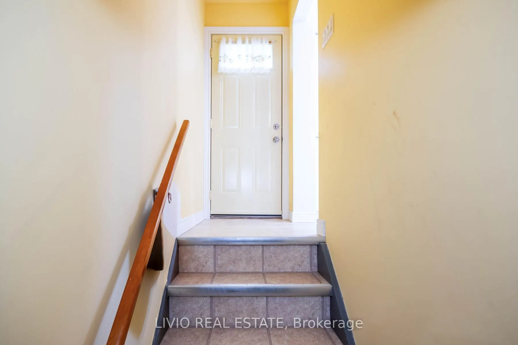 Photo 74 of 122 Forest Hill Road, Grimsby, Grimsby West — HOMEH