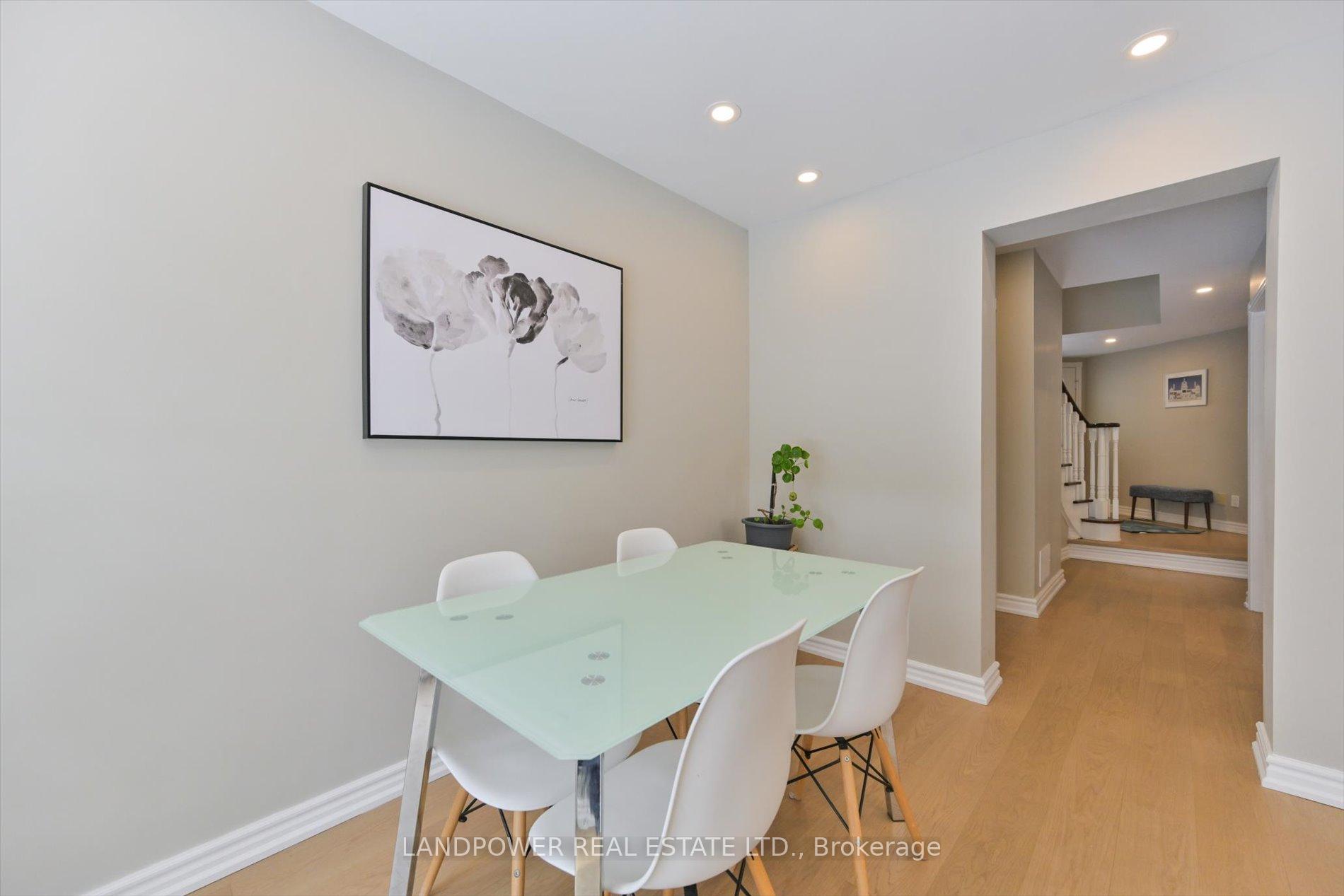 Photo 19 of 45 Hollingham Road, Markham, Unionville — HOMEH