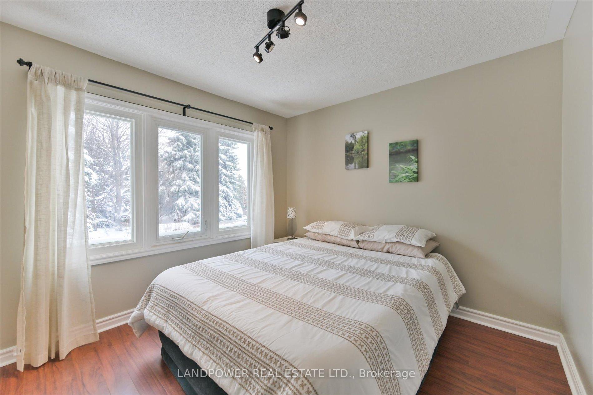 Photo 7 of 45 Hollingham Road, Markham, Unionville — HOMEH