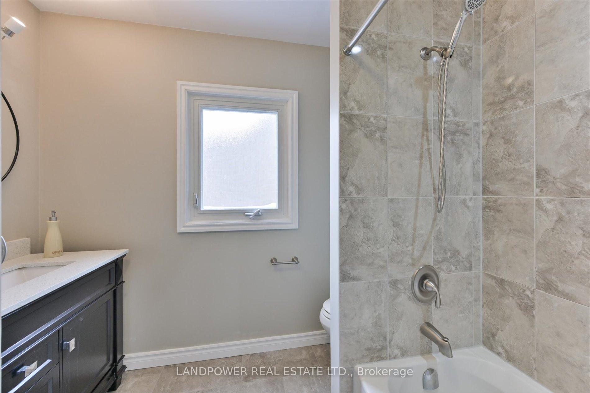 Photo 27 of 45 Hollingham Road, Markham, Unionville — HOMEH