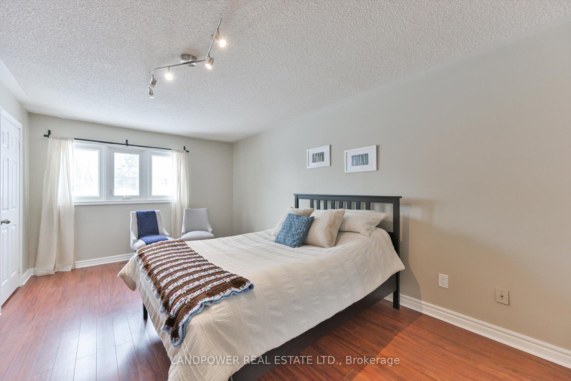 Photo 8 of 45 Hollingham Road, Markham, Unionville — HOMEH