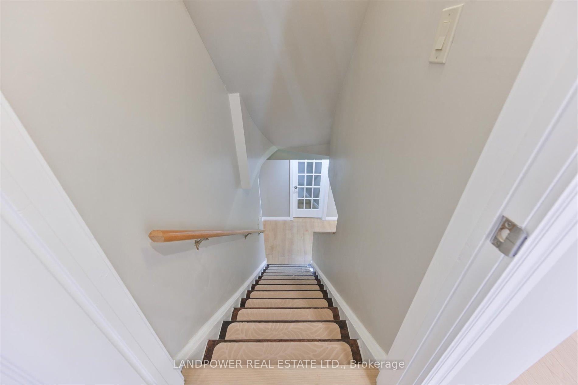 Photo 35 of 45 Hollingham Road, Markham, Unionville — HOMEH
