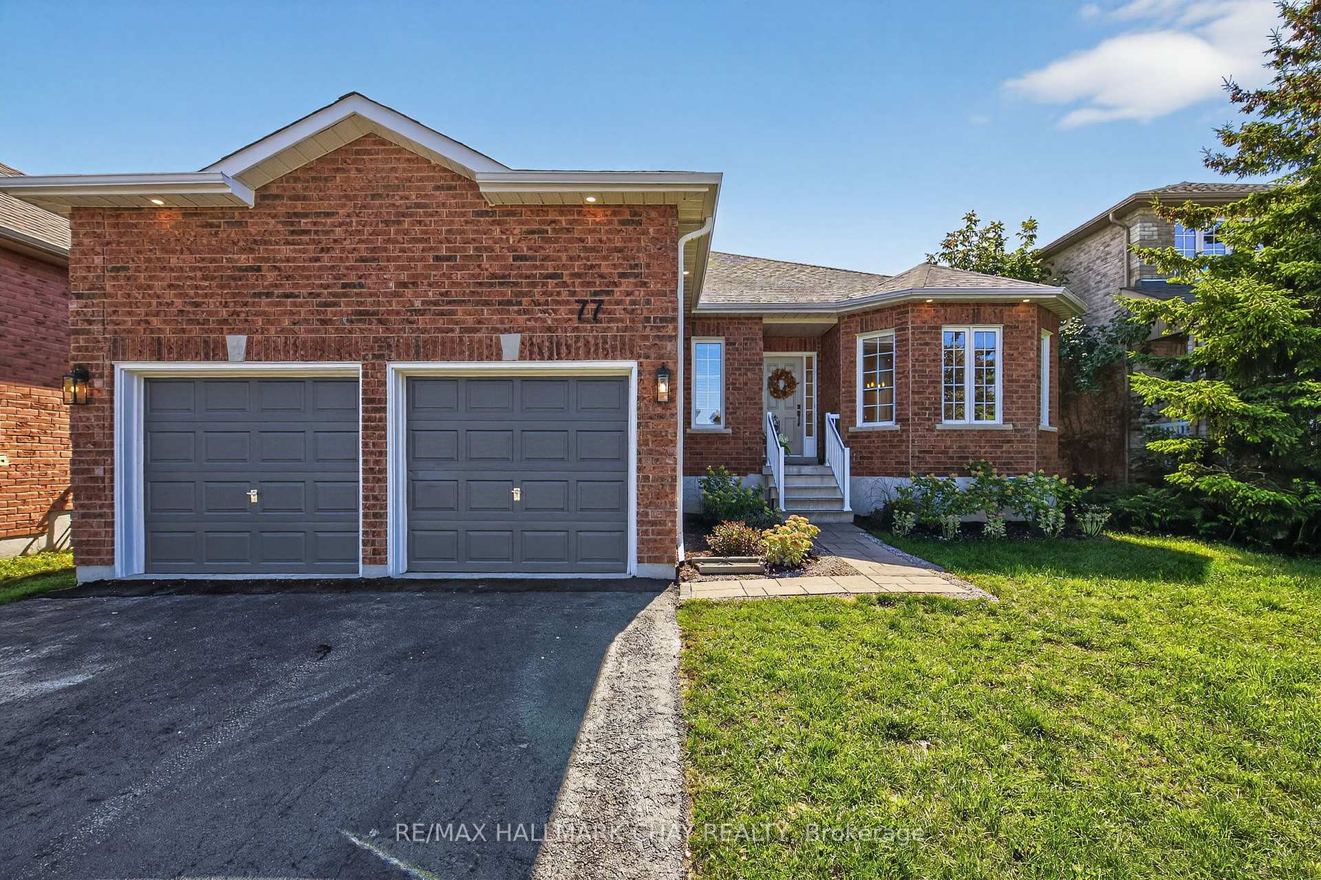 Photo 1 of 77 Jessica Drive, Barrie, Painswick South — HOMEH