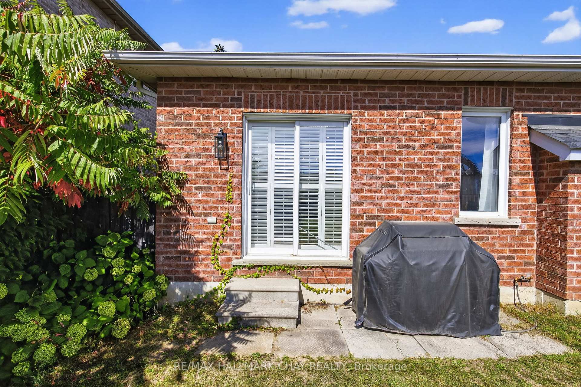 Photo 33 of 77 Jessica Drive, Barrie, Painswick South — HOMEH