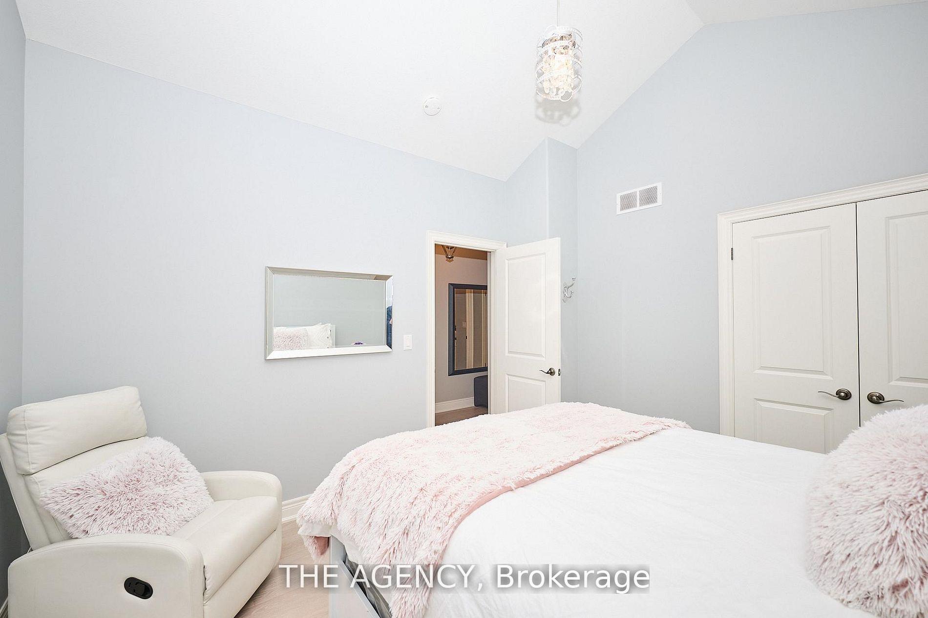 Photo 12 of Unit 16, 13 Jacob Common, St. Catharines, Lakeshore — HOMEH