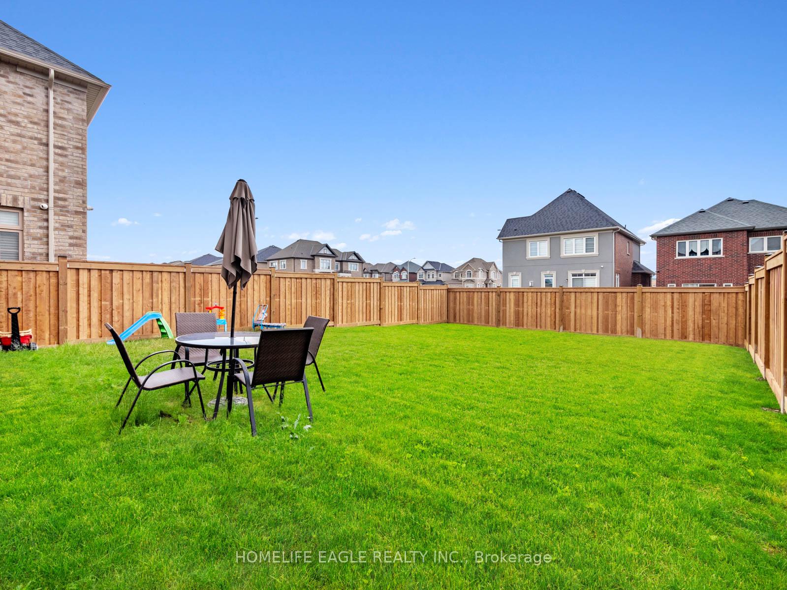 Photo 9 of 1226 Corby Way, Innisfil, Rural Innisfil — HOMEH