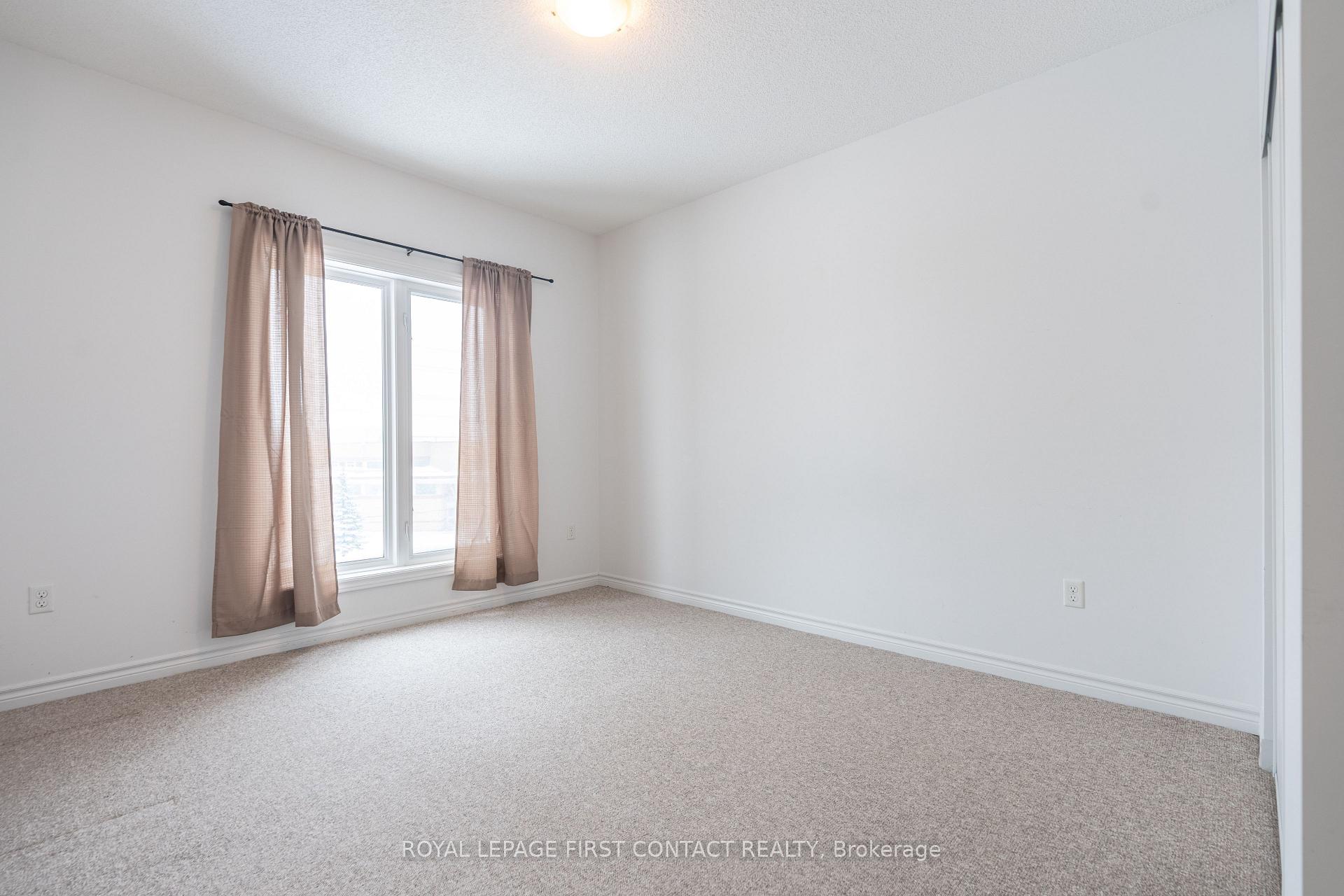 Photo 10 of Unit 311, 720 Yonge Street, Barrie, Rural Barrie Southwest — HOMEH