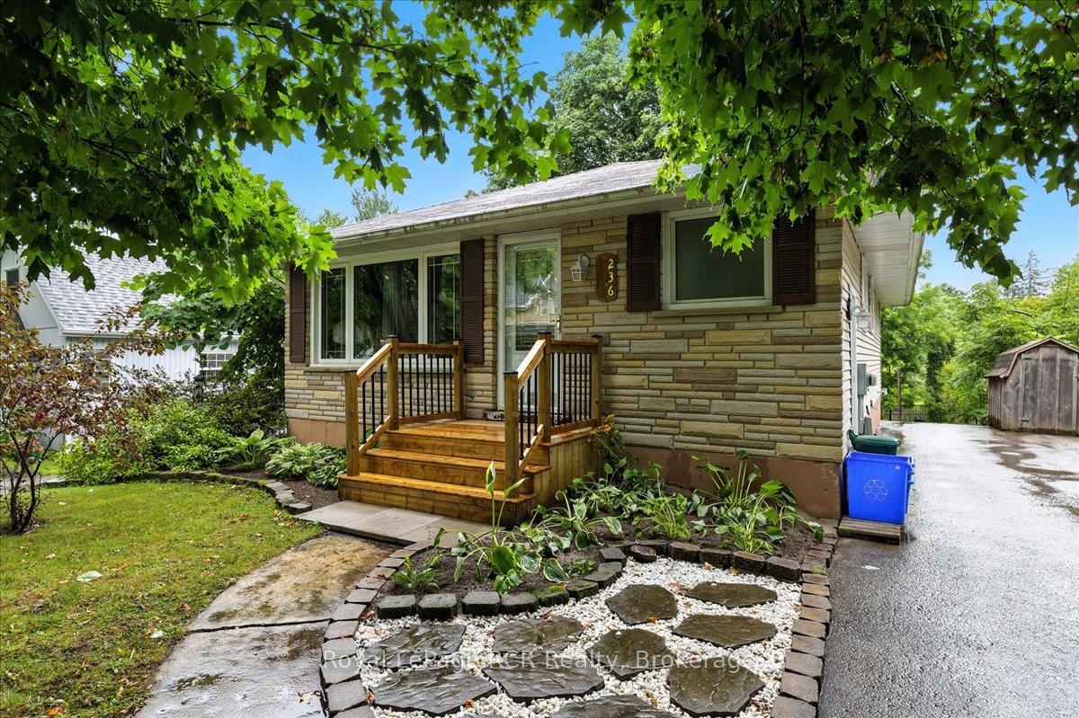 Front of 236 Normanby Street N