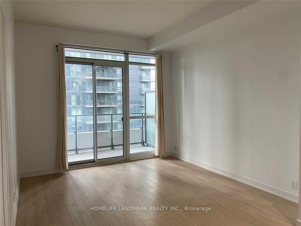 Photo 3 of Unit 703, 10 Park Lawn Road, Etobicoke, Mimico — HOMEH