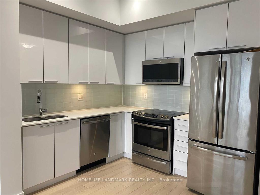 Photo 4 of Unit 703, 10 Park Lawn Road, Etobicoke, Mimico — HOMEH